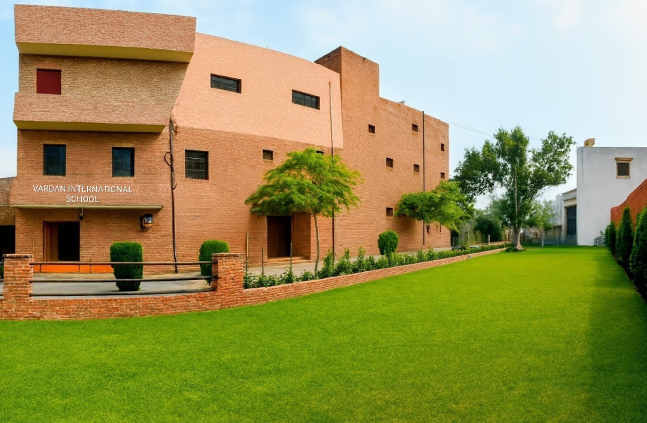 SCHOOL BUILDING